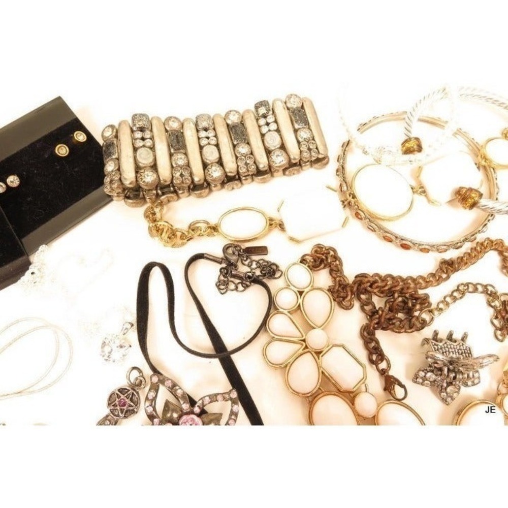 Sparkly All Rhinestone‎ Jewelry Lot Bundle - Picture 9 of 10